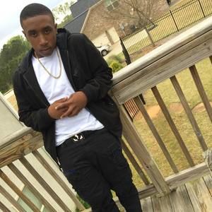 Meet your Posher, Chriss